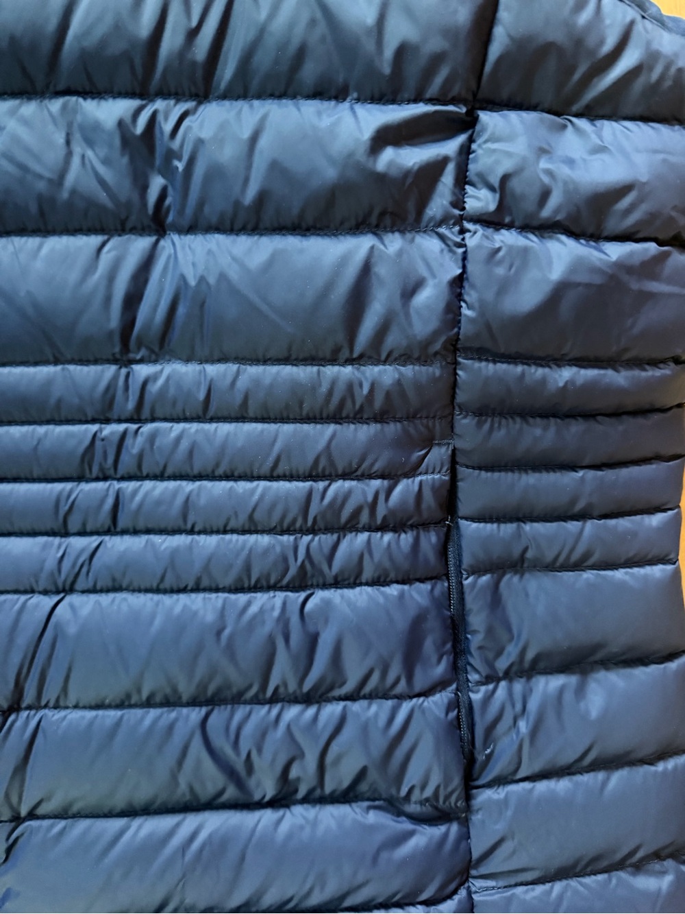 Lands' End Women's Dark Blue Quilted Packable Vest - Picture 3 of 5
